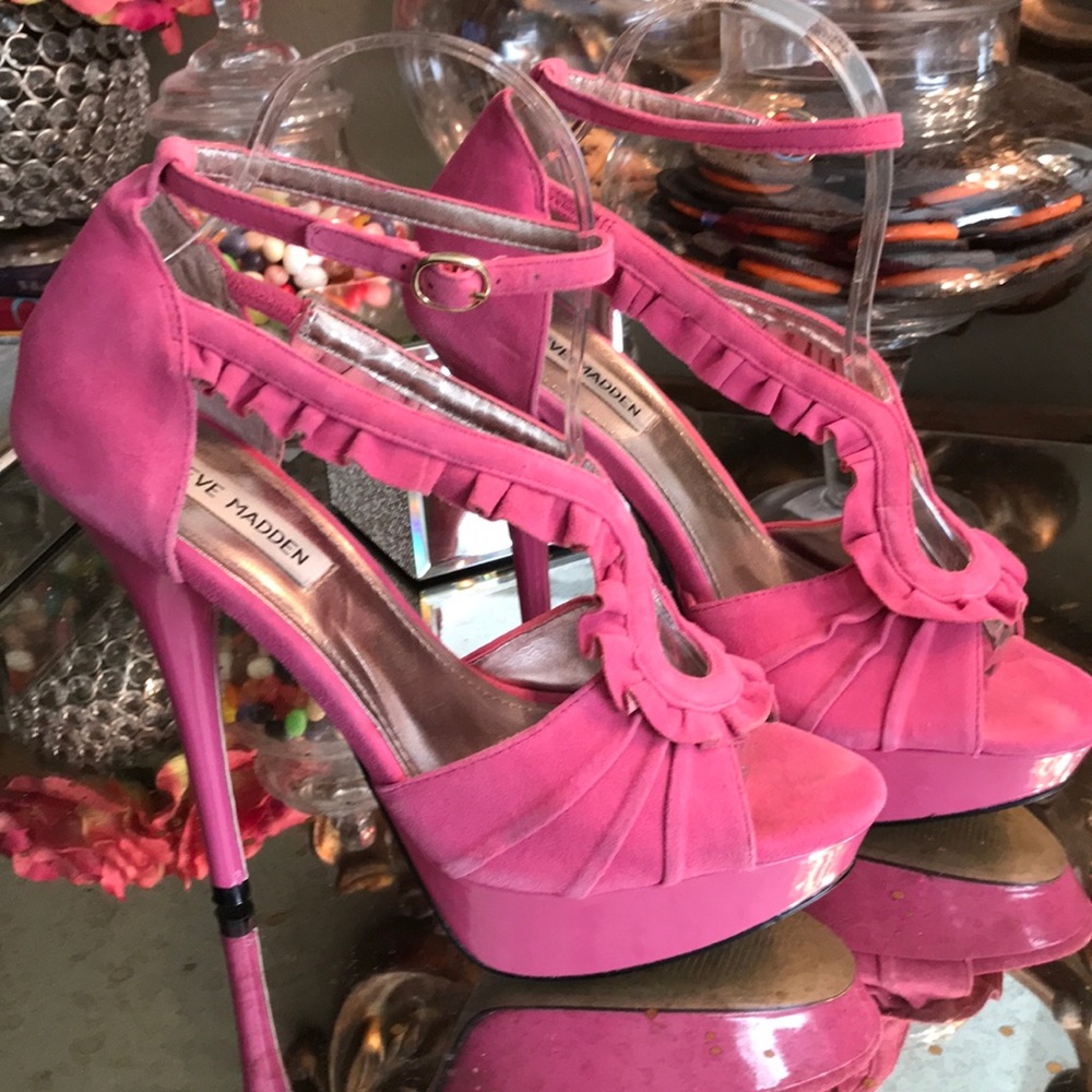 Steve Madden heels! 💖